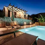 Vozas Villas - Traditional Houses With Great View