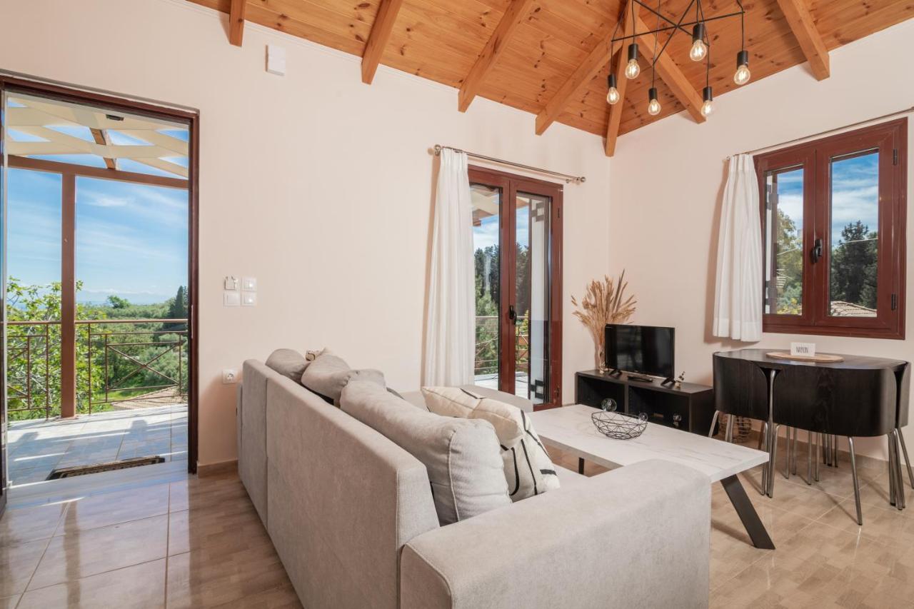 Vozas - Traditional With Great View * Tragaki